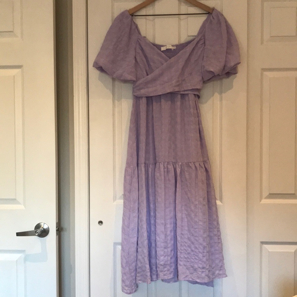 astr lavender puff sleeve midi dress
